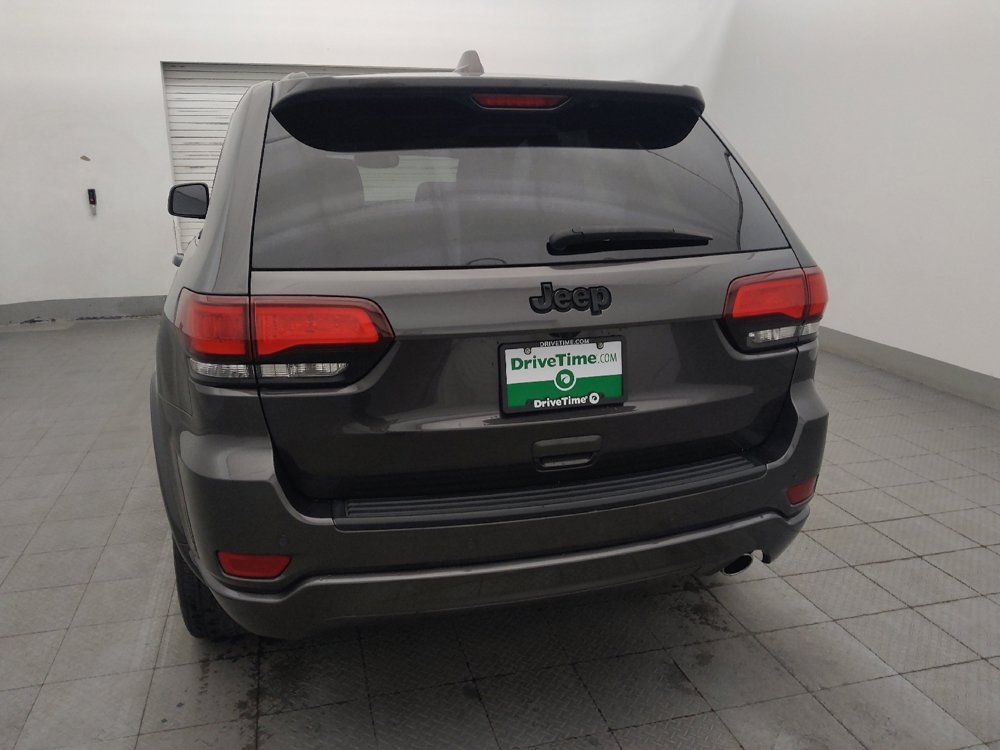 Used 2020 Jeep Grand Cherokee Altitude RWD image 6