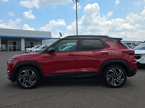 New 2026 Chevrolet TrailBlazer RS w/ Convenience Package FWD image 2