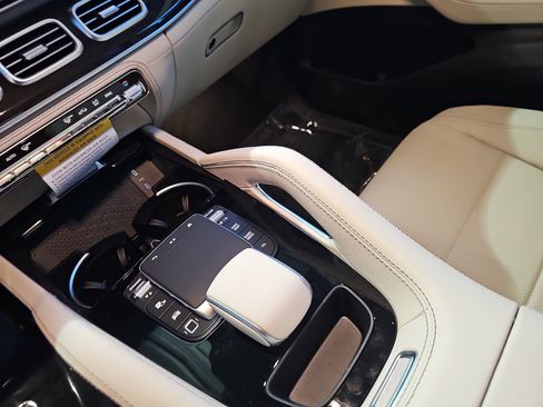 New 2026 Mercedes-Benz GLE 450 4MATIC image 26