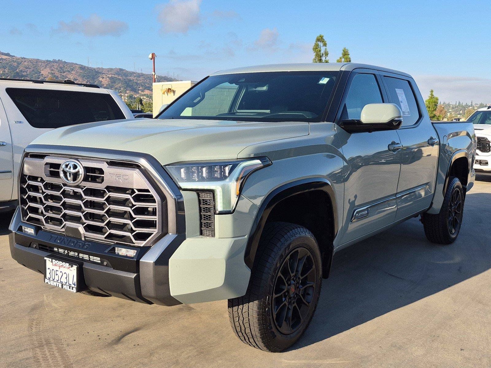 Used 2026 Toyota Tundra Platinum w/ TRD Off-Road Package AWD/4WD image 3