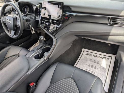 Used 2024 Toyota Camry SE image 20