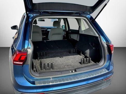 Used 2019 Volkswagen Tiguan S w/ Driver Assistance Package AWD/4WD image 8