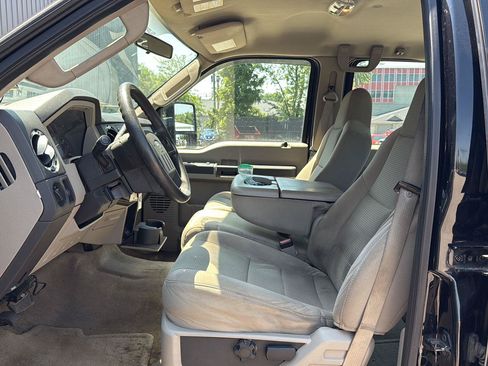 Used 2008 Ford F250 Lariat AWD/4WD image 9