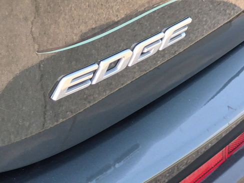 Used 2015 Ford Edge Titanium w/ Equipment Group 301A AWD/4WD image 13