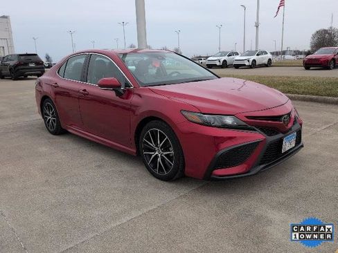 Certified 2023 Toyota Camry SE w/ Cold Weather Package image 3