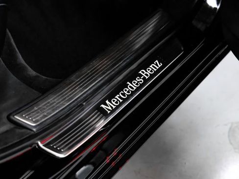 Used 2017 Mercedes-Benz S 550 Sedan image 59