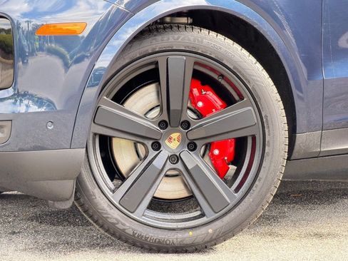 New 2026 Porsche Cayenne S image 6