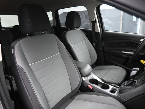 Used 2015 Ford Escape SE image 22