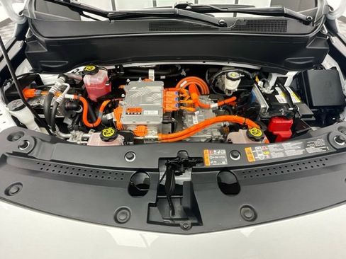 Used 2022 Chevrolet Bolt EUV Premier w/ Sun & Sound Package image 30