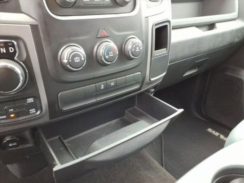 Used 2014 RAM 1500 Express image 23