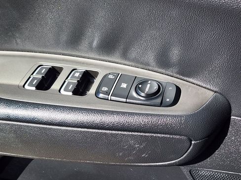 Used 2020 Kia Optima LX image 4