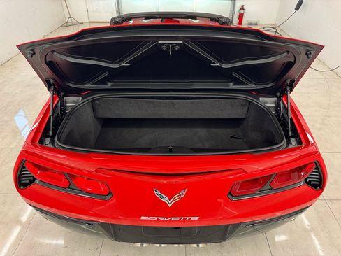 Used 2014 Chevrolet Corvette Stingray Convertible w/ 2LT Preferred Equipment Group RWD image 17