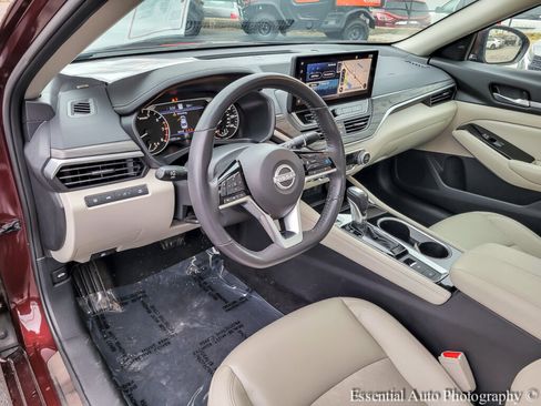 Used 2024 Nissan Altima 2.5 SL image 11