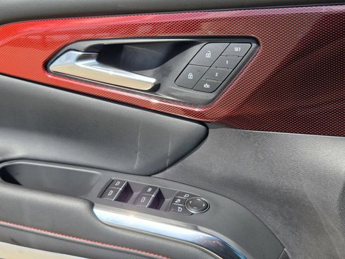 Certified 2026 Chevrolet Traverse RS w/ LPO, Floor Liner Package AWD/4WD image 19
