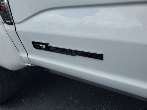 Used 2023 Ford F450 Lariat w/ Lariat Ultimate Package image 7