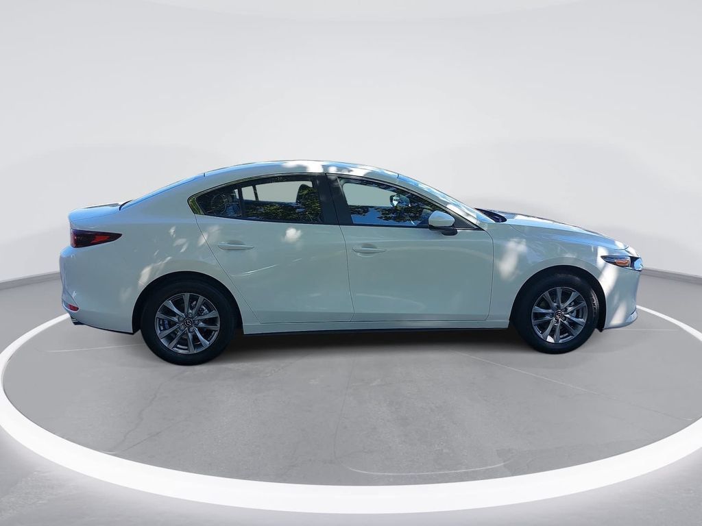 New 2026 MAZDA MAZDA3 s FWD image 4