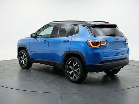 Used 2025 Jeep Compass Limited AWD/4WD image 6