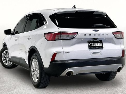 Used 2022 Ford Escape SE FWD image 15