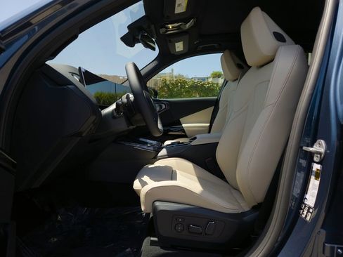 New 2026 BMW X3 xDrive30 w/ Convenience Package AWD/4WD image 7