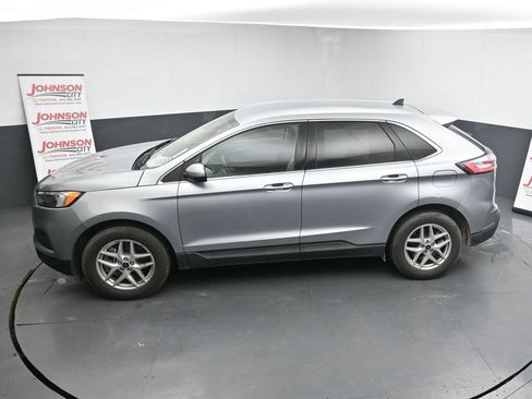 Used 2024 Ford Edge SEL image 13
