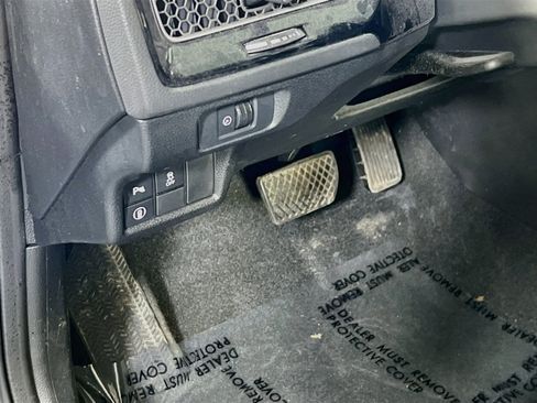 Used 2023 Honda Civic Touring image 10