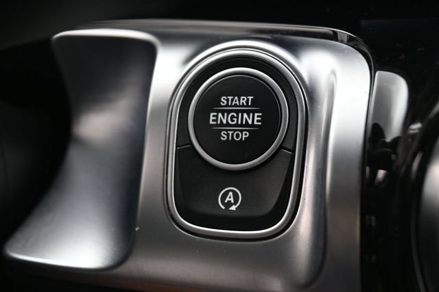 Used 2023 Mercedes-Benz GLB 250 image 20