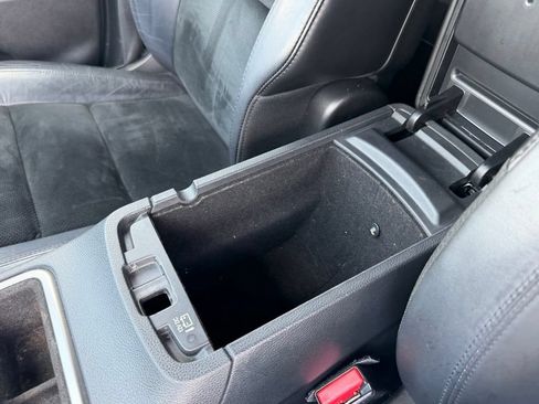 Used 2018 Jeep Grand Cherokee Altitude RWD image 26