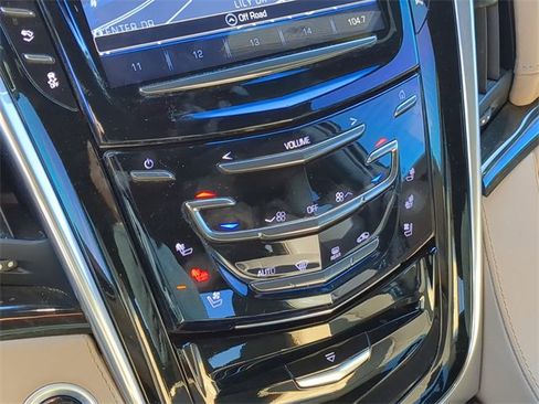 Used 2020 Cadillac Escalade Platinum image 26