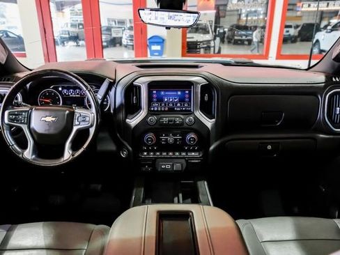 Used 2022 Chevrolet Silverado 3500 LTZ w/ LTZ Convenience Package image 17