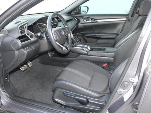Used 2021 Honda Civic Sport image 9