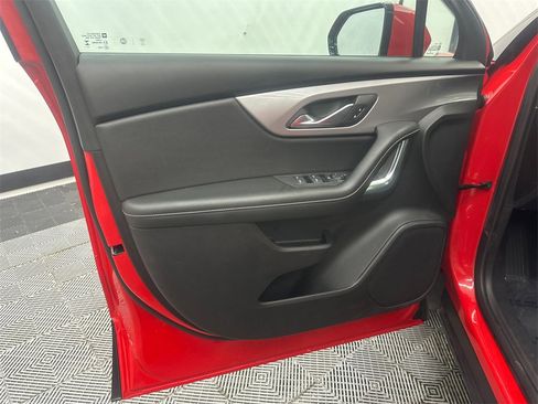 Used 2024 Chevrolet Blazer LT image 11