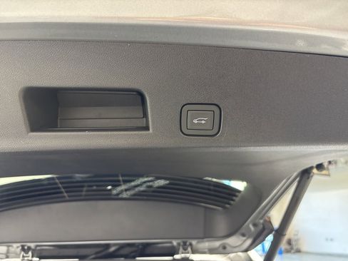 New 2026 Chevrolet Traverse RS image 44