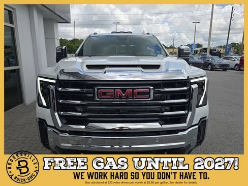 New 2026 GMC Sierra 2500 SLT w/ SLT Premium Package AWD/4WD image 2