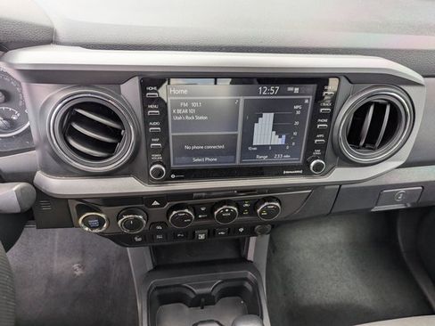 Used 2023 Toyota Tacoma TRD Off-Road w/ Technology Package image 16