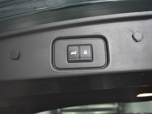 Certified 2024 Nissan Pathfinder SL AWD/4WD image 34