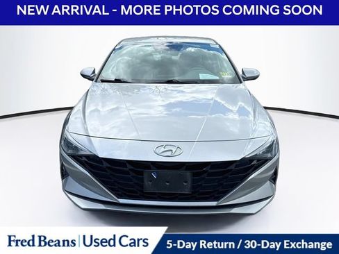 Used 2021 Hyundai Elantra SEL FWD image 2
