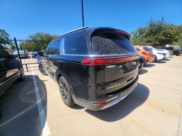 Used 2022 Kia Carnival SX FWD image 3