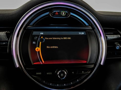 Used 2019 MINI Cooper S image 25