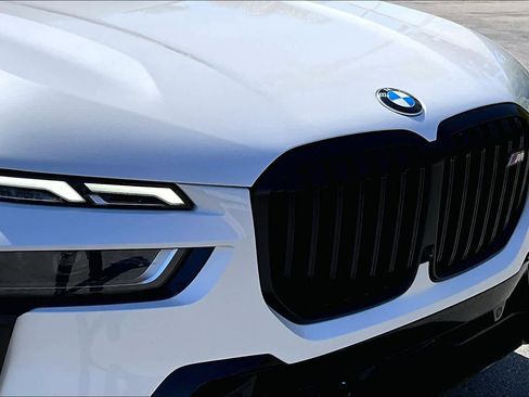 Used 2023 BMW X7 M60i w/ Executive Package image 28