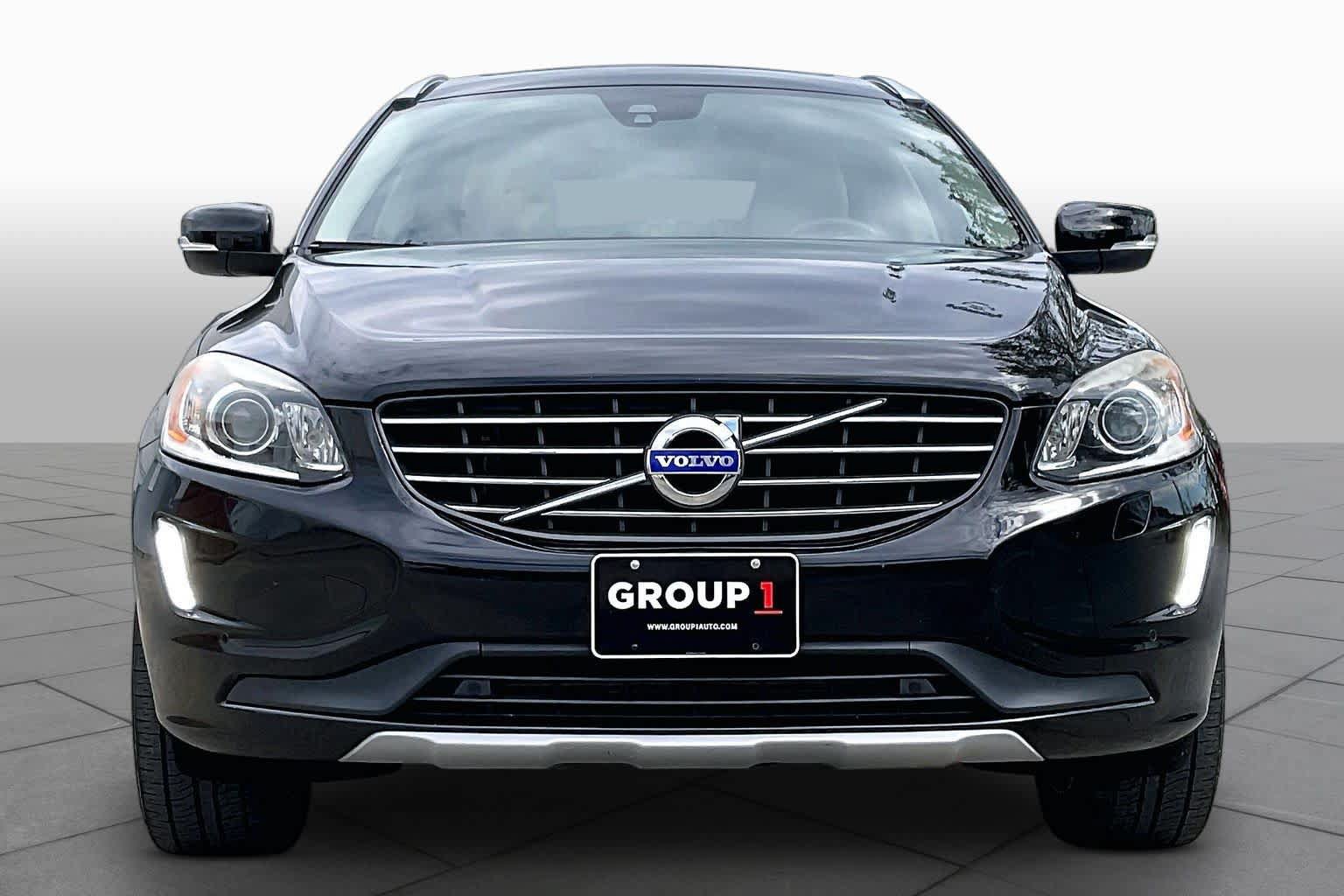 Used 2017 Volvo XC60 T6 Inscription w/ Preferred Option Package AWD/4WD image 3