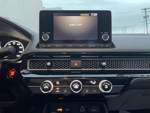 Used 2023 Honda Civic LX image 11