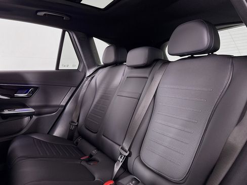 New 2026 Mercedes-Benz GLC 300 4MATIC image 7