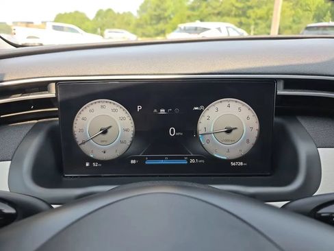 Used 2022 Hyundai Tucson Limited FWD image 18