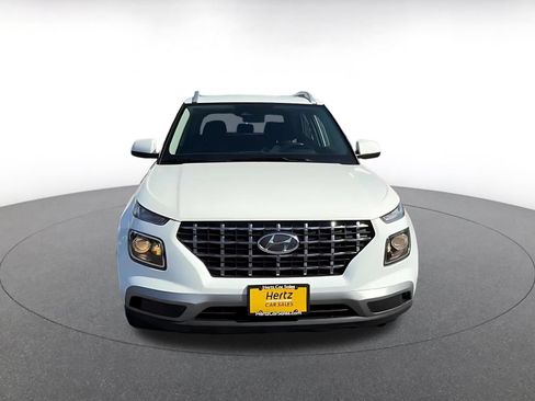 Used 2026 Hyundai Venue SEL FWD image 4