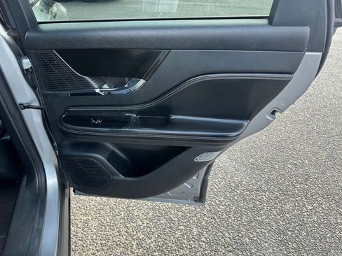 Used 2022 Lincoln Corsair FWD image 18