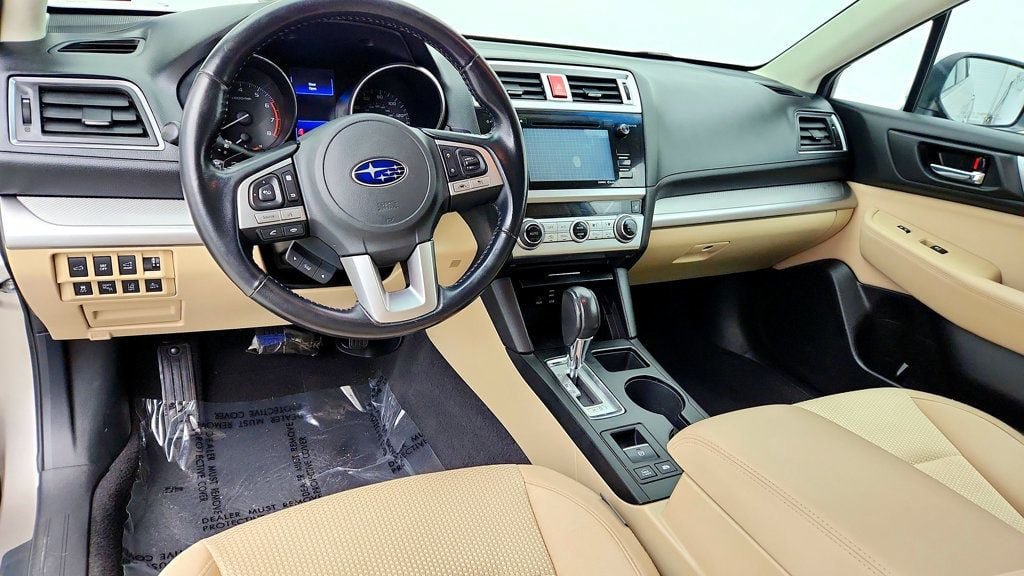 Used 2016 Subaru Outback 2.5i Premium AWD/4WD image 12