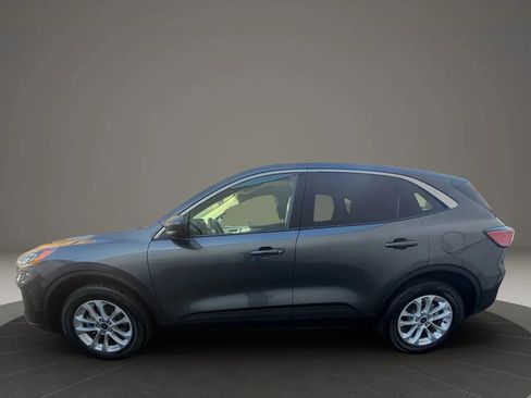 Used 2020 Ford Escape SE image 8