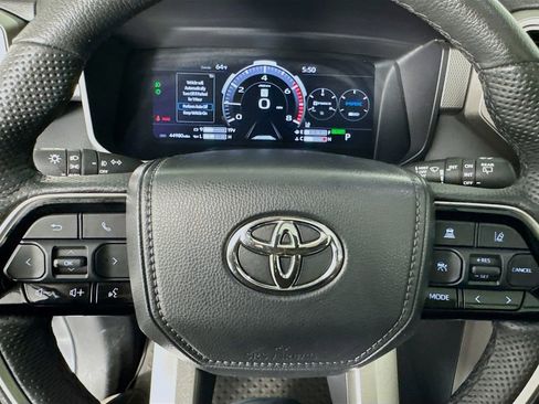 Used 2023 Toyota Sequoia Limited image 16