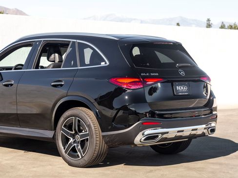 Used 2026 Mercedes-Benz GLC 300 image 5