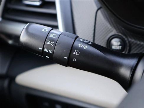 Used 2023 Subaru Forester Limited AWD/4WD image 16